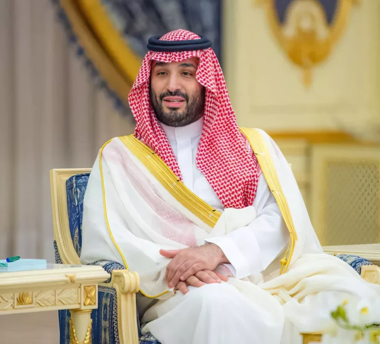 Pour le prince héritier d’Arabie saoudite, Mohamed Ben Salman (ici, au palais royal de Djeddah, le 15 avril), l’adhésion de son pays aux Brics consacrerait son nouveau statut de puissance indépendante. Balkis Press/ABACA